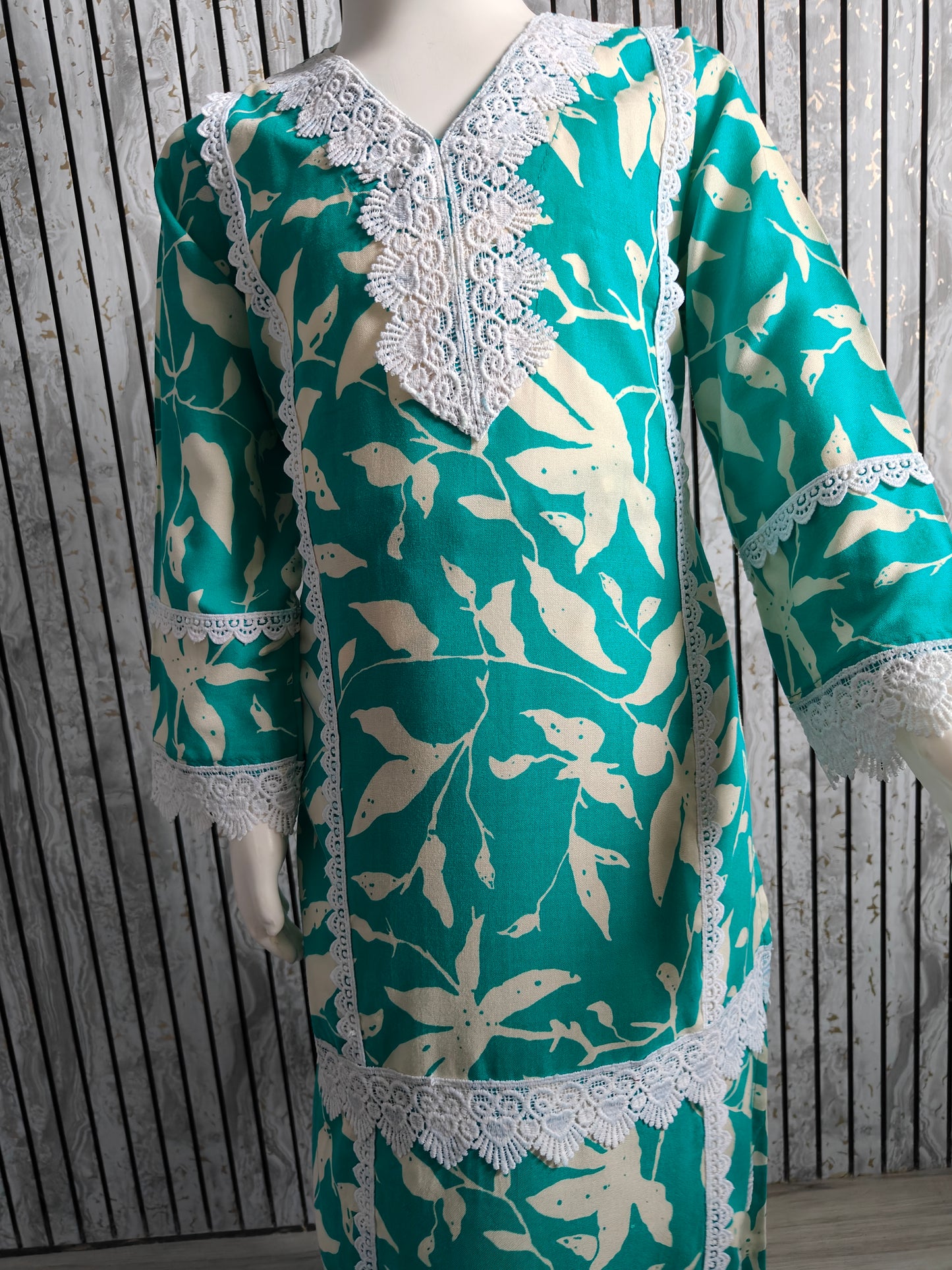 Girls' Floral Teal with White Lace Work Co-Ord Set (Age 4-13, Size 24-34)