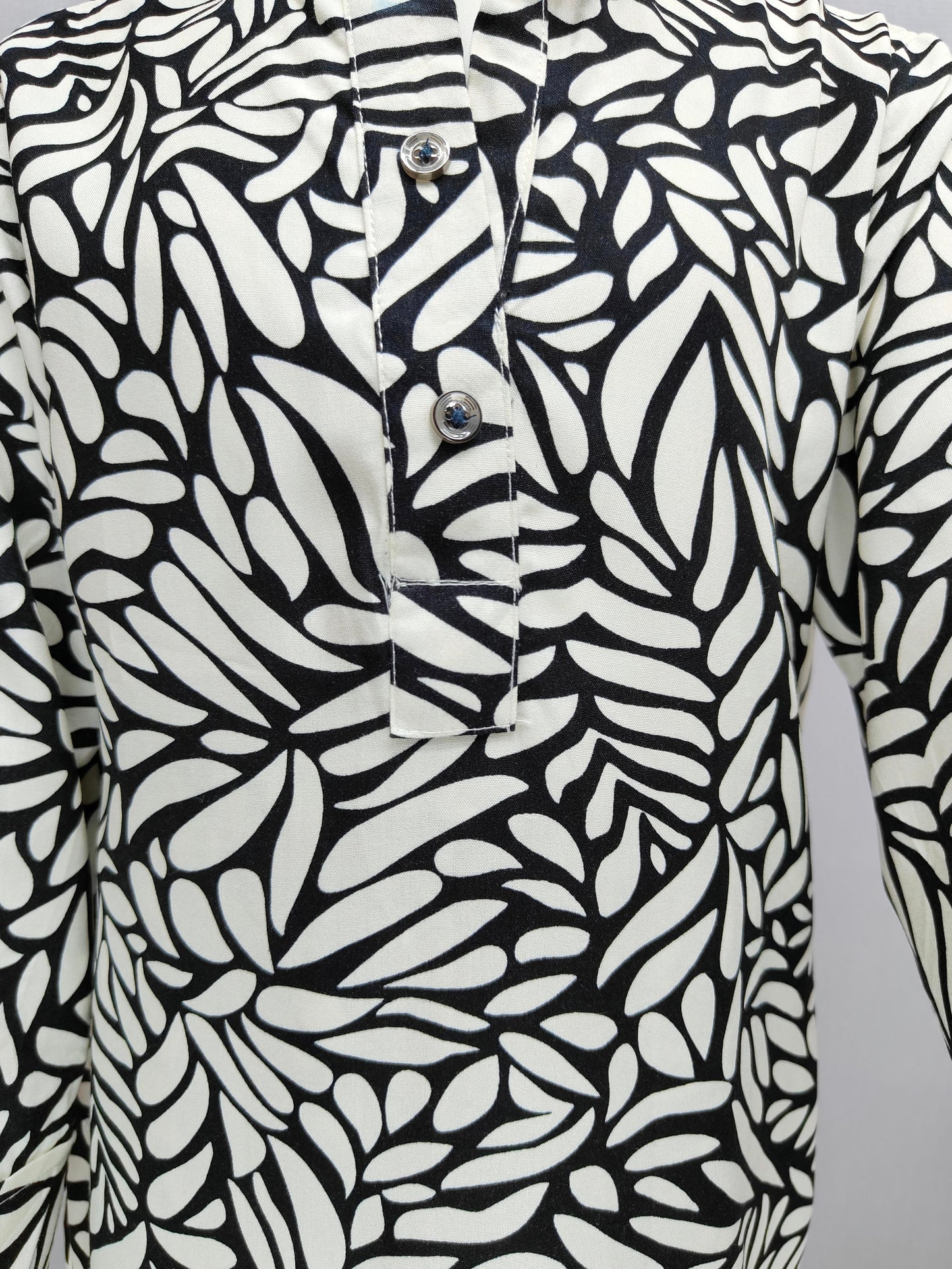 Monochrome Leaf Kurta Style Co-Ord Set for Girls – Heavy Reyon Edition